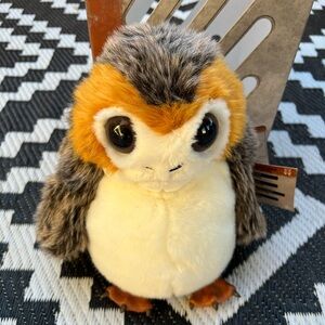 NWT. Disney Parks Star Wars Galaxy’s Edge Creatures Mechanical “Porg” Puppet